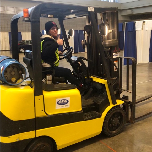 Caitlin’s Closet Notes - Picture 4 of 5